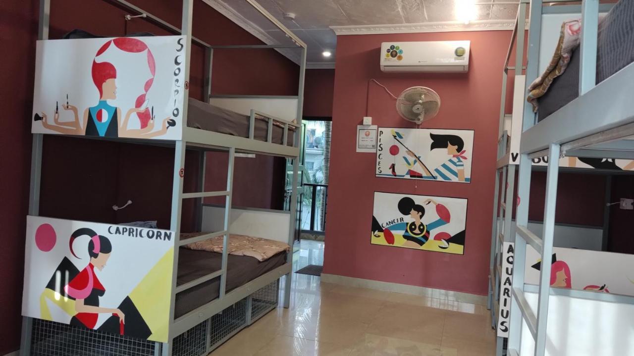 Pappi Chulo Morjim Hotel Exterior photo